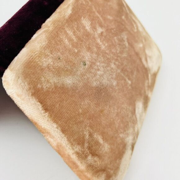 Vintage Velvet Jewelry Box Windsor Comet Starburst Two Tone Flip Open Cream Red - Picture 4 of 14
